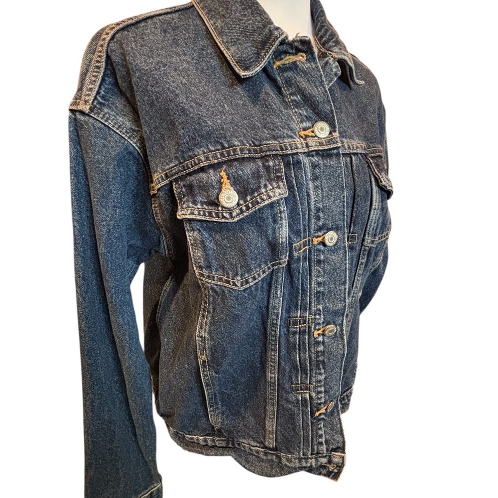 Old Navy Classic Medium Wash Denim Jacket Size Large